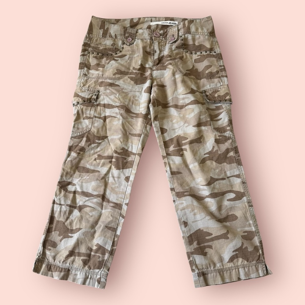 Vintage Y2K DKNY Camo Tan Embellished Capri Cargo Pants 8